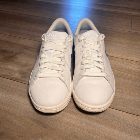 Jordan Court Vision Low SE‎ Men White Blue Leather Sneakers Size 8.5 DJ2756114 main image 6